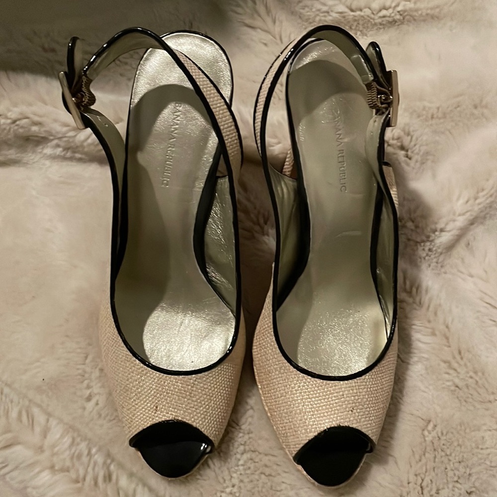 Banana Republic Sling Back High Heeled Shoes